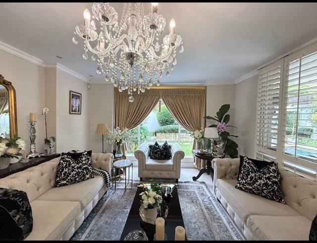 2 BEDROOM PROPERTY TO RENT IN HYDE PARK